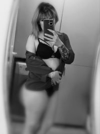 Александра только выезд